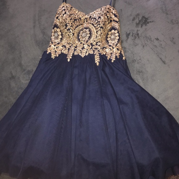 Homecoming Dress - Picture 1 of 6